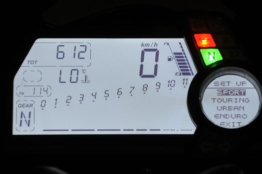 The dash of the Multistrada: the circle on the right displayed each of the four customizable settings.