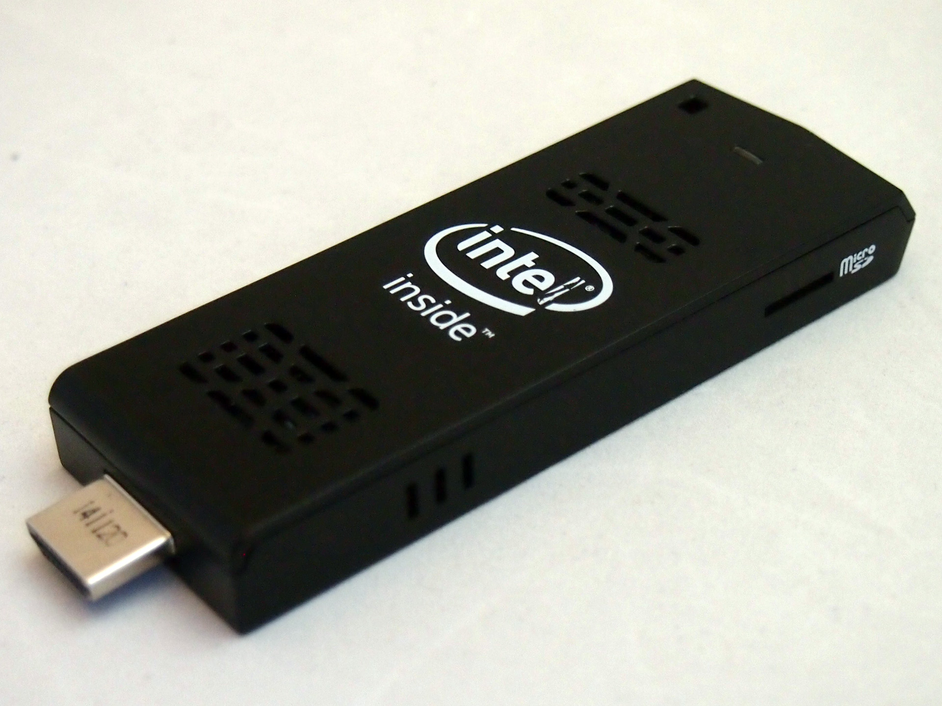 Версии мини пк. Неттоп Intel Compute Stick. Мини-ПК Intel Compute Stick. Intel Compute Stick Original blkstk1a32sc. Миникомп флешка миникомпьютер Интел.