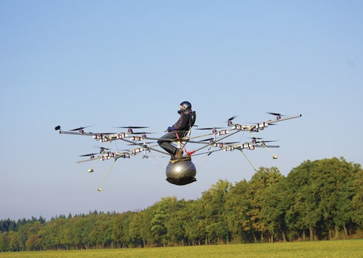 German Physicist Flies First Manned Electric Multicopter