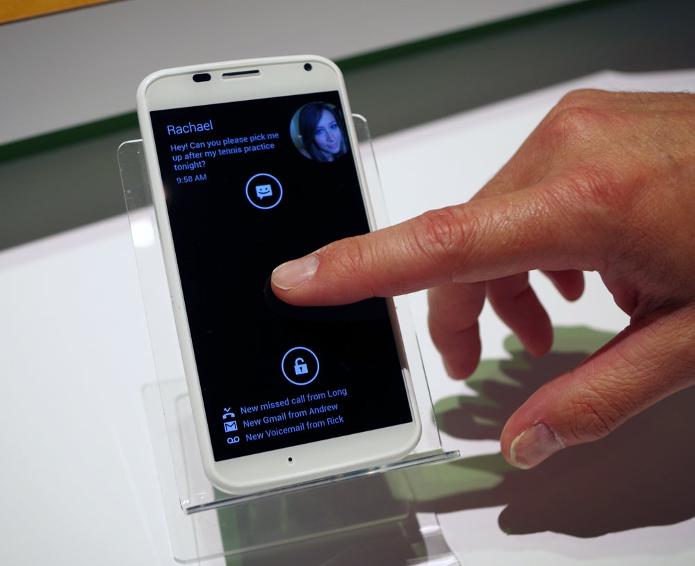The New Google/Motorola Moto X Smartphone Is A Quiet Delight