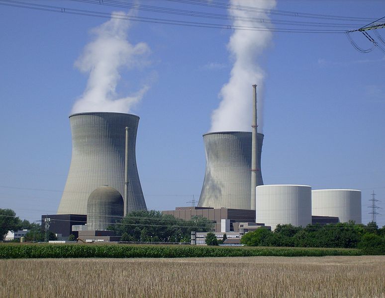 Over Time, Nuclear Power Would Kill Fewer People Than Petroleum