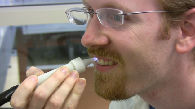 Video: Plasma Torch Toothbrush Successfully Used In Human Mouth