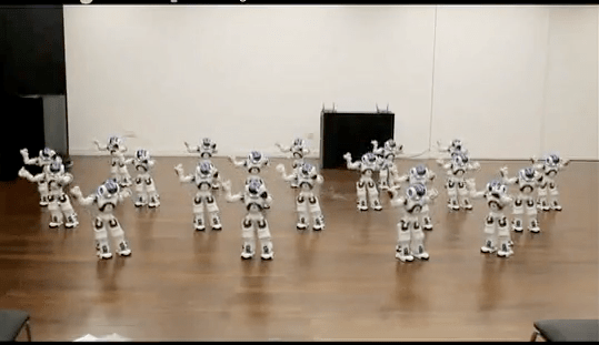 Video: French Robot Troupe Dances in Unison at Shanghai Expo