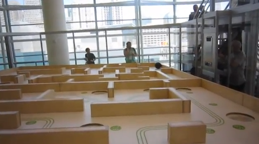 Video: Motorola-Xoom-Controlled Giant Labyrinth Uses a Bowling Ball Instead of a Marble