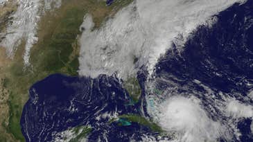 Hurricane Joaquin Tracking Back Out To Sea
