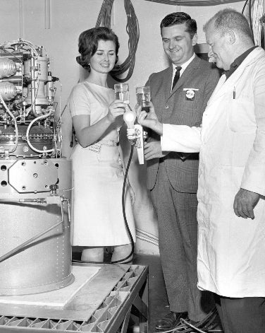 Electricity and drinking water were byproducts of the Apollo fuel cells