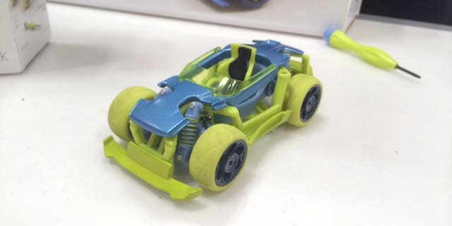 Modarri Toy Racers Have Real Steering and Suspension [Video]
