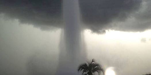 Big Pic: A Monster Waterspout Spins Over Florida