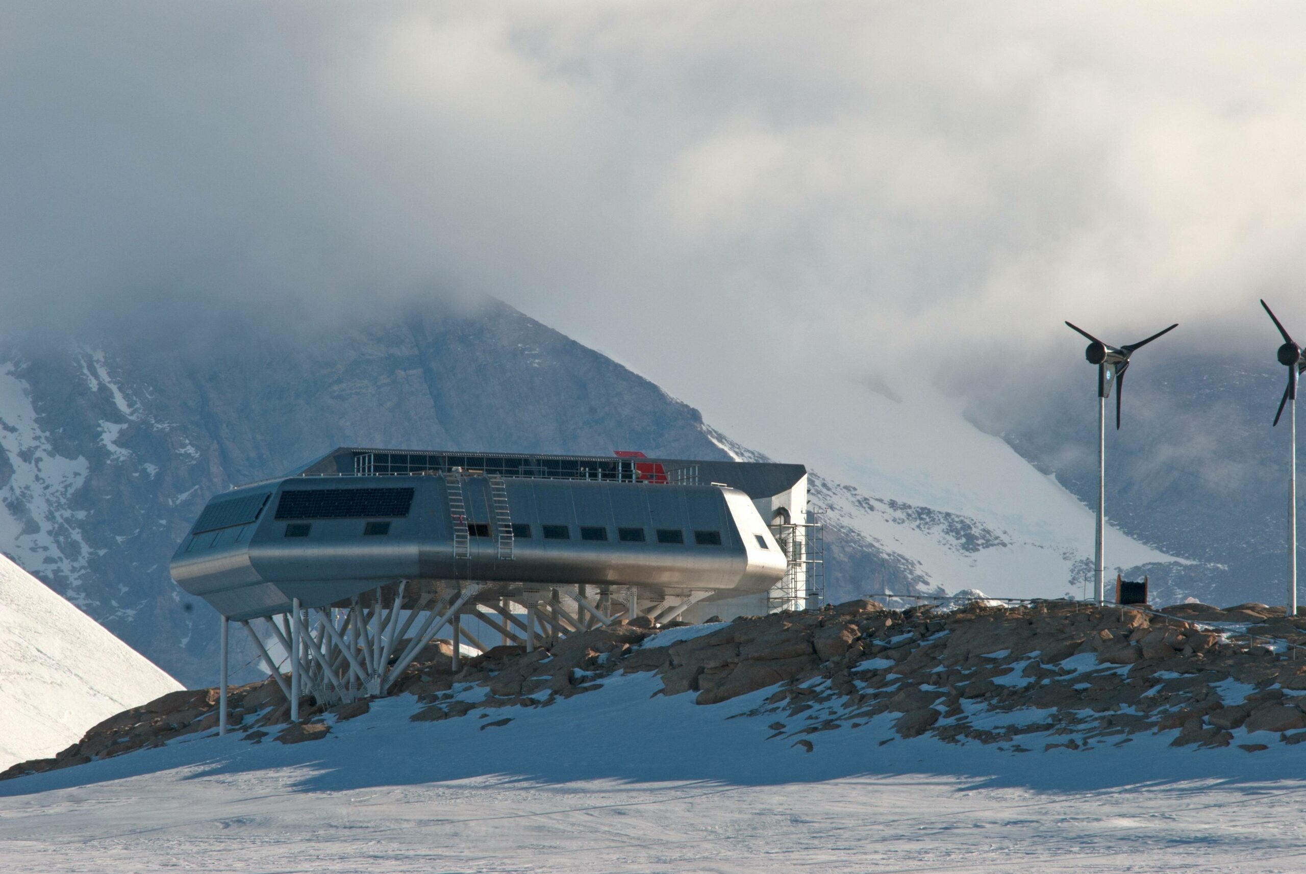 5 Amazing Antarctic Research Buildings | Popular Science