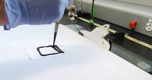 Making Powerful, Lightweight Batteries From Nothing But Nanotube Ink and Paper