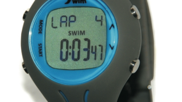 Swim Watch Counts Your Laps Automatically