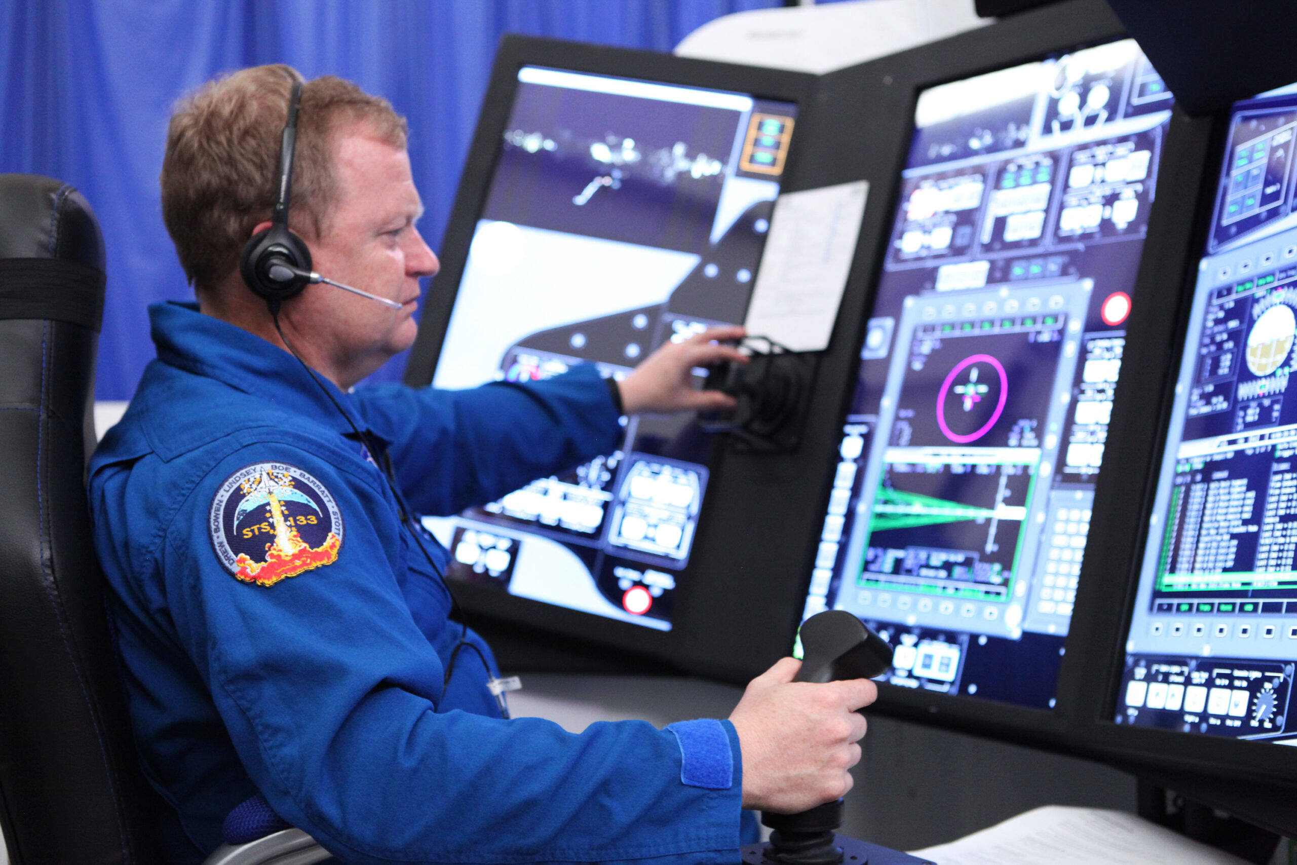 NASA Finally Has Touchscreen Simulators For Spacecraft