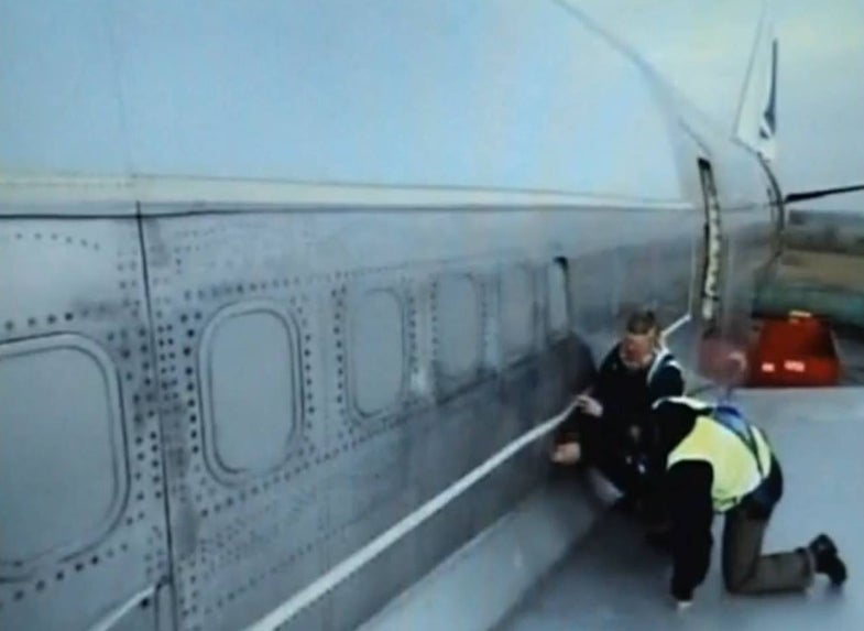 Video: Boeing 747 Withstands Simulated What-If Underwear Bomber Blast