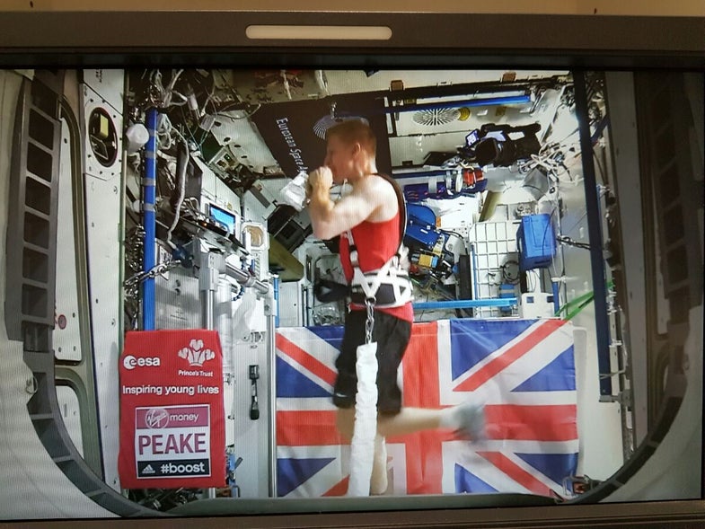 Tim Peake completing the 2016 London Marathon from space.