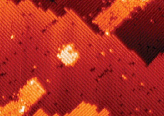 Researchers Assemble Teeny Working Transistor From Seven Atoms