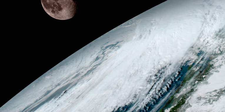 Check out these gorgeous new images of Earth From the GOES-16 satellite