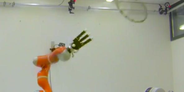 Robotic Arm Catches Whatever You Throw It