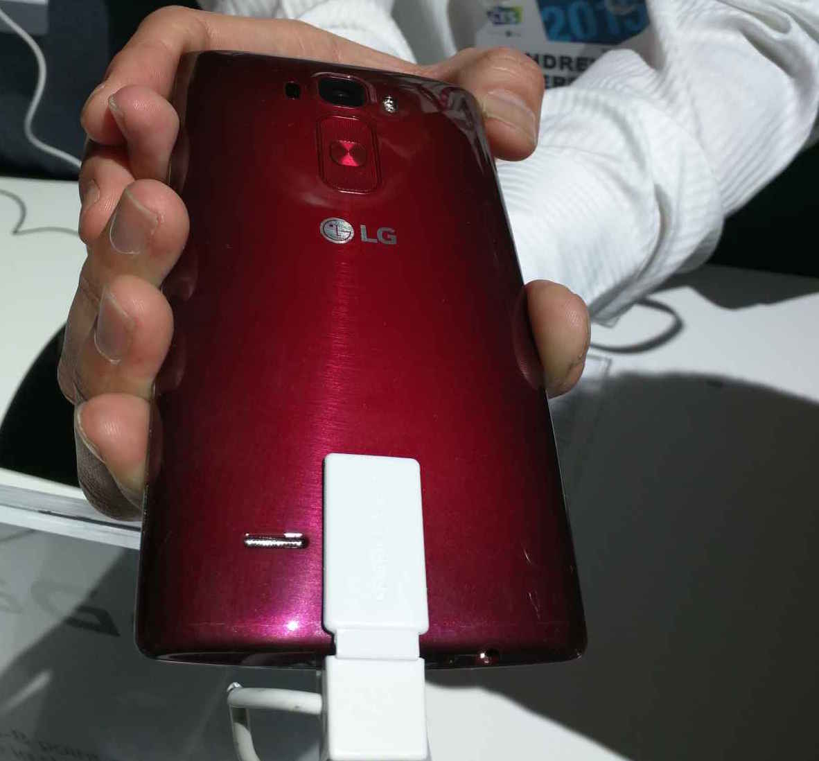 CES 2015: The LG G Flex 2 Ushers In The Next Generation of Android Smartphones