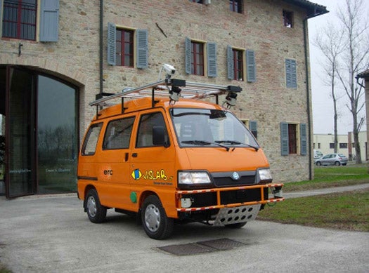Four Driverless Vans Complete 8,000-Mile Transcontinental Trek From Italy to Shanghai