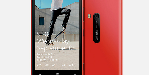 Nokia Lumia 920 Review: A Fisher-Price Phone For A Giant