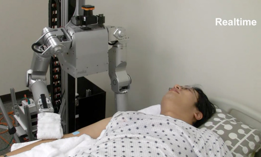 Video: Nurse Robot Gives Human A Sponge Bath, With Just the Right Amount of Force