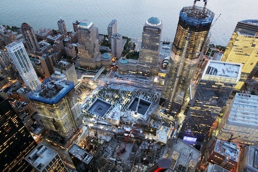 A view of the entire construction zone, with the Hudson River at the top of the photo.
