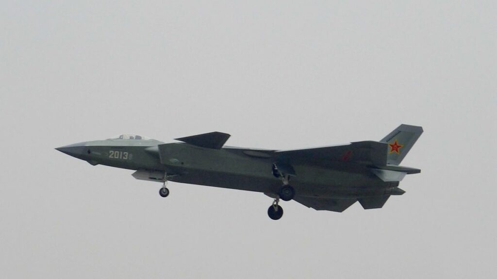 China J-20 2013