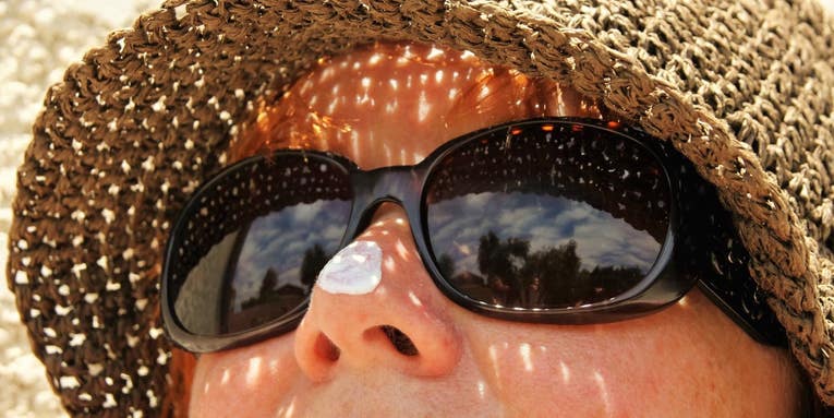 A common sunscreen could help make better solar panels