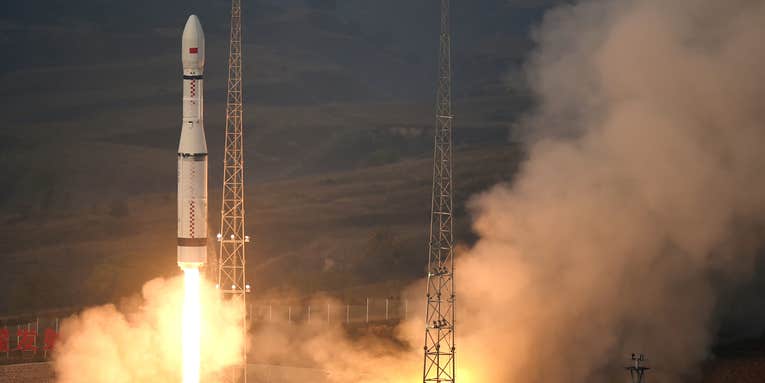 LM-6 Rocket’s First Launch Brings 20 Satellites Into Space