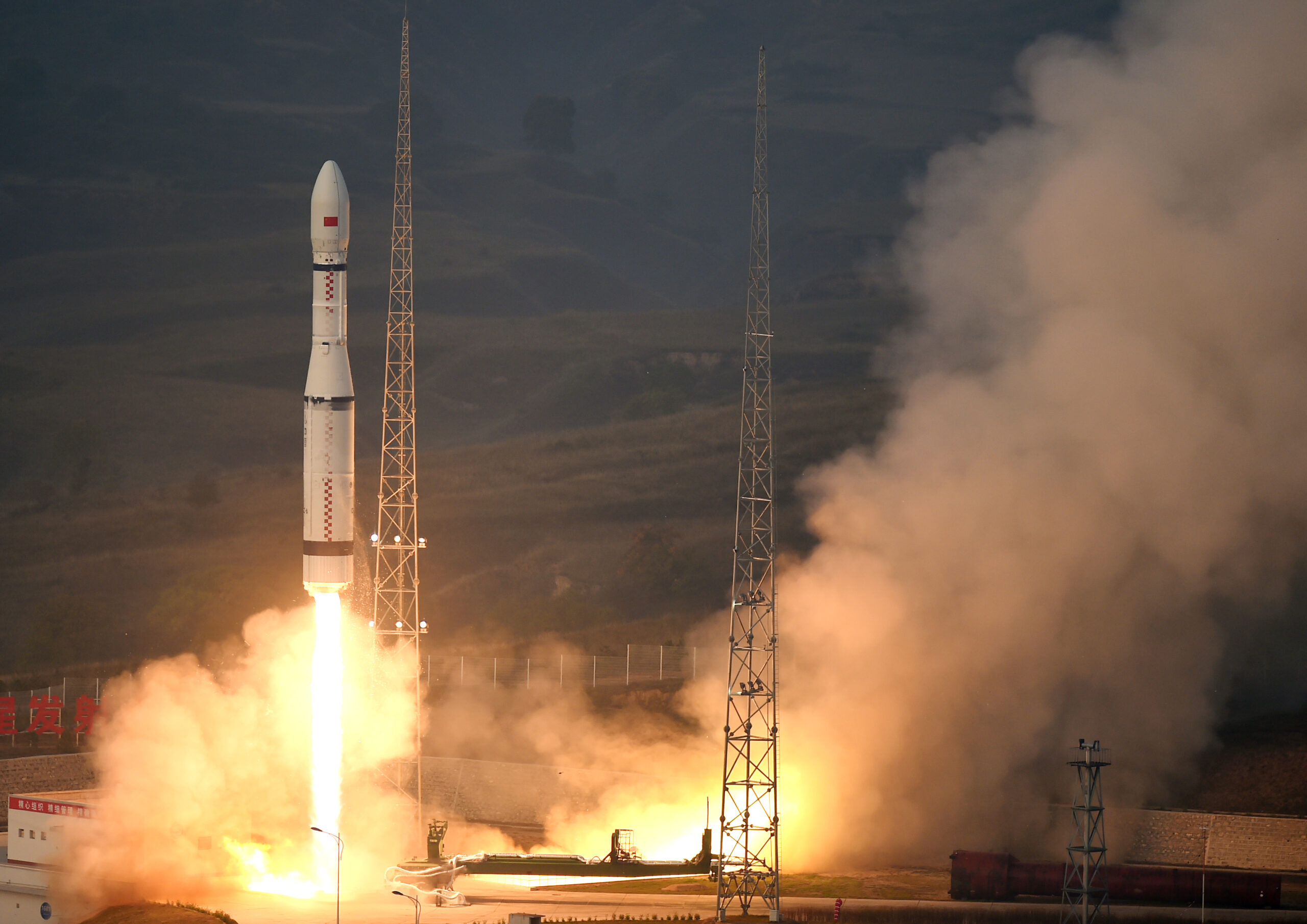 Lm 6 Rocket S First Launch Brings Satellites Into Space