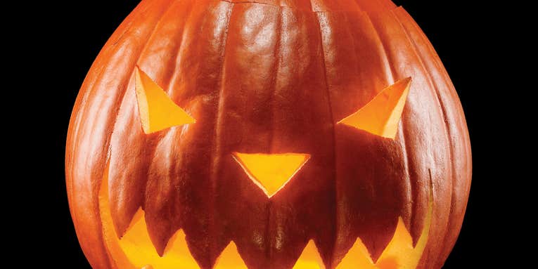 How To Build A Flameless Hack-o’-Lantern