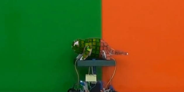 Watch An Artificial Chameleon Change Color