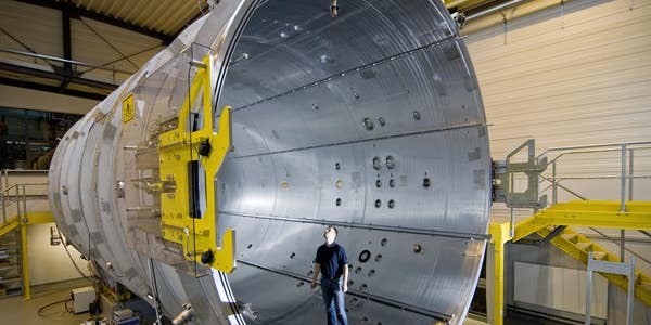 Germany Builds a ‘Space Tunnel’ for Testing the Ion Engines of the Future