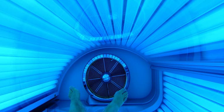 The tanning bed in your gym is worrying dermatologists