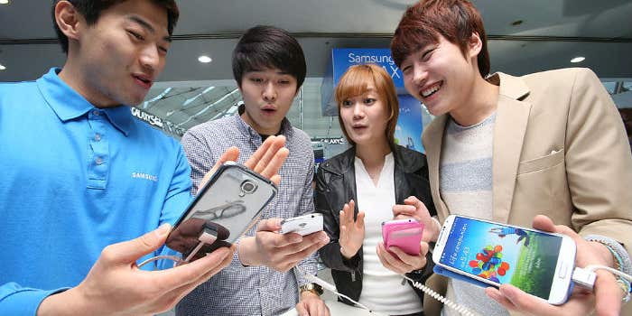 South Korea May Try To Curb Smartphone Use With Mobile Gaming Curfew