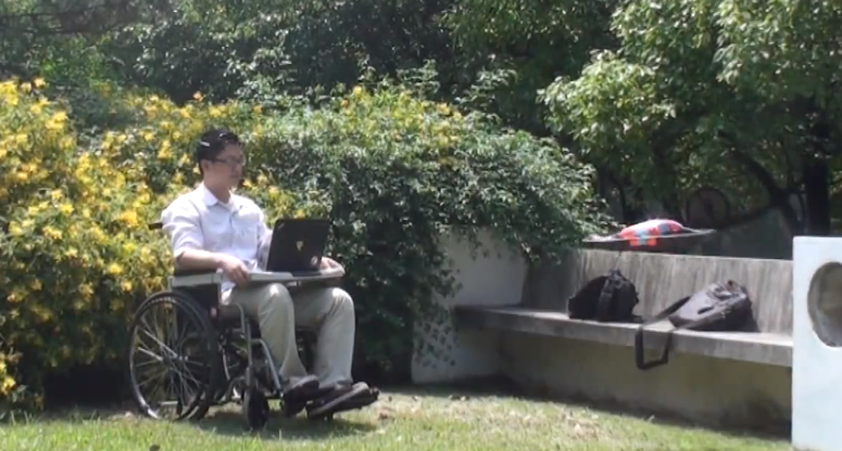 Video: Controlling a Drone With Nothing But Your Thoughts