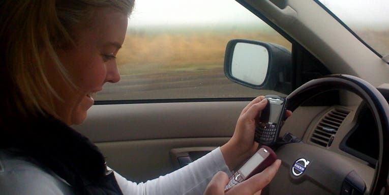 Technology Must Prevent Texting While Driving, Say Doctors