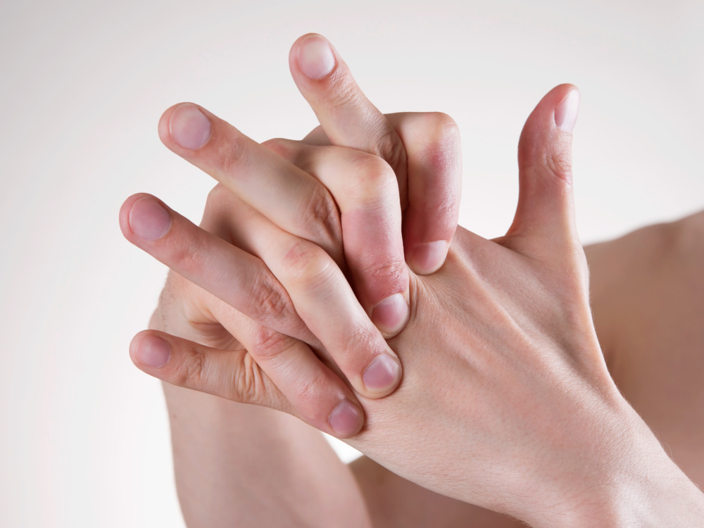 Will cracking my knuckles give me arthritis?