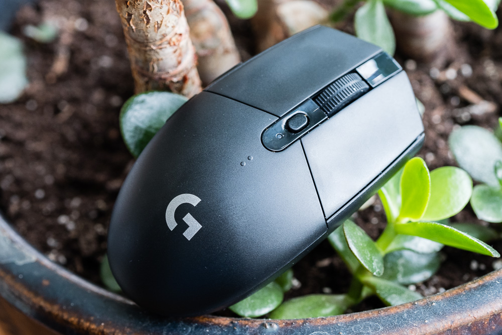 The Logitech G305 wireless gaming mouse is like a family sedan