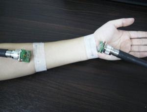 South Korean Scientists Transmit Broadband Signals Through Human Arm