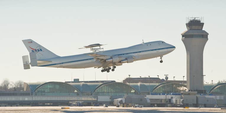 Phantom Ray Drone Makes Its First Flight, A Piggyback Ride On A Shuttle-Carrier 747