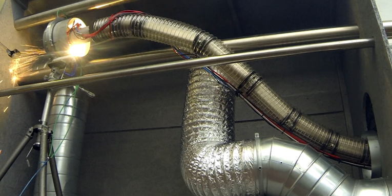 Snake Robot Slithers Through Pipes, Laser-Welds From Within