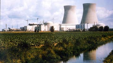 Small Modular Nuclear Reactors Near First U.S. Deployment