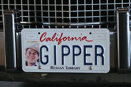 California May Implement Electronic Advertising Displays on License Plates