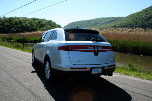 A sloping rear gives the 2010 Lincoln MKT a nautical connection and a visual association with the Lincoln Mark VIII of the 1990s.