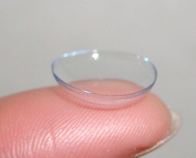 Smart Contact Lenses Deliver a Steady Stream of Drugs to the Eye