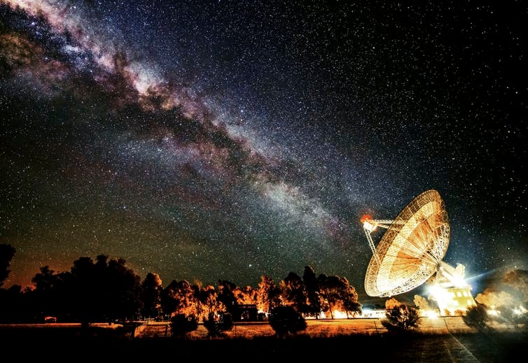 The Parkes Radio Telescope