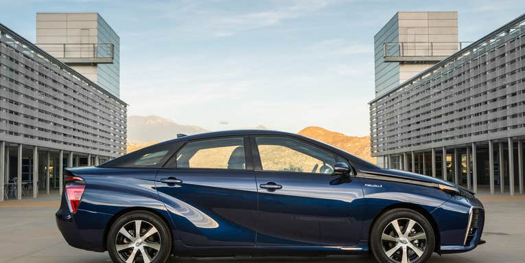 Toyota Mirai Has Longest Range Of Any Zero-Emissions Vehicle