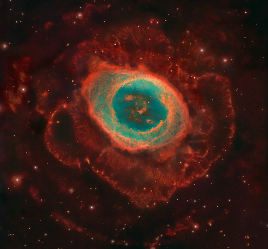 Today in Pretty Space Pics: The Flowerlike Ring Nebula