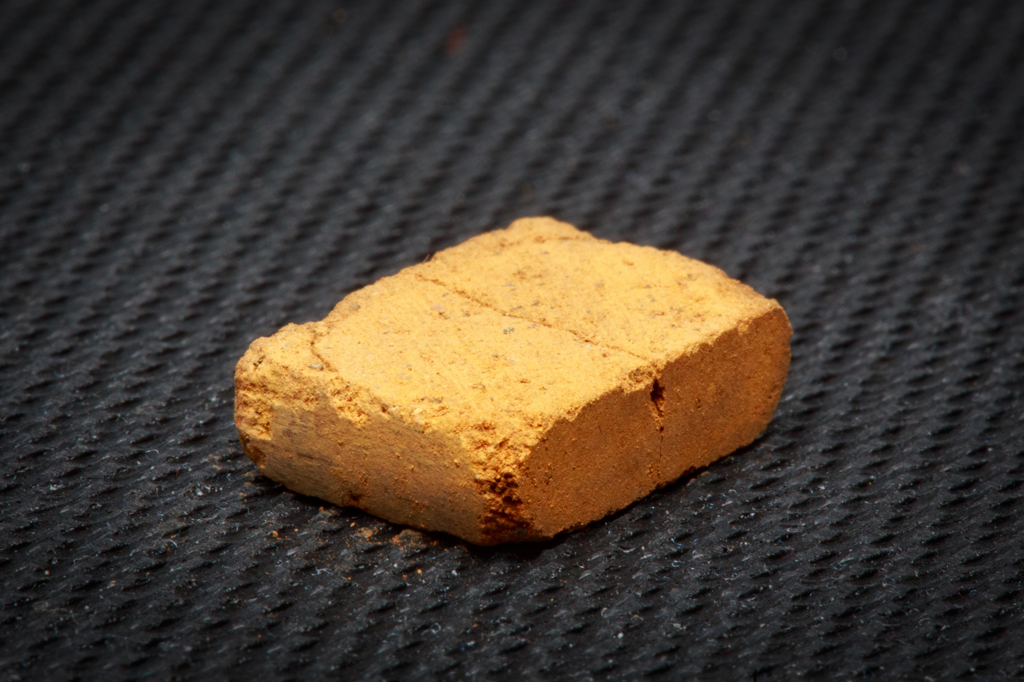 Bricks made from fake Martian soil are surprisingly strong